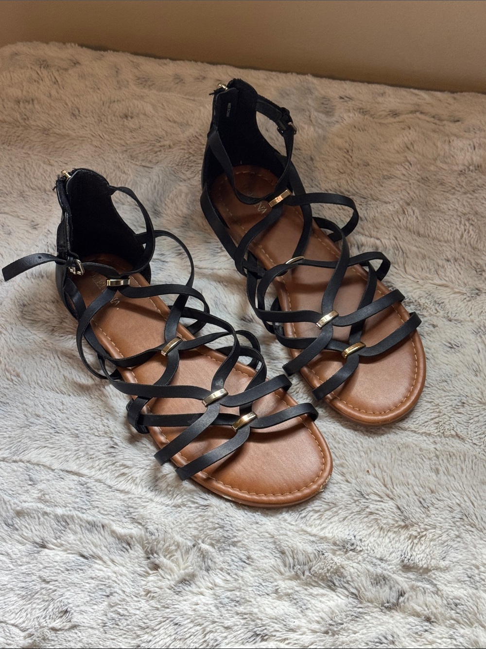 Merona Black Strappy Sandals with Brown Footbed and Gold on Accents